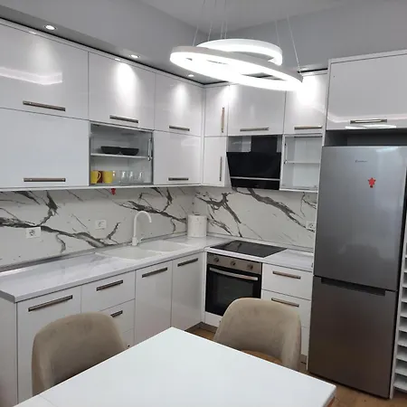 Marco's Spacious *